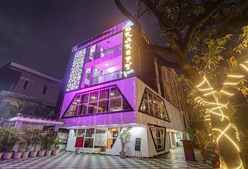 בית מלון כפרי Treebo Kanopy Greens