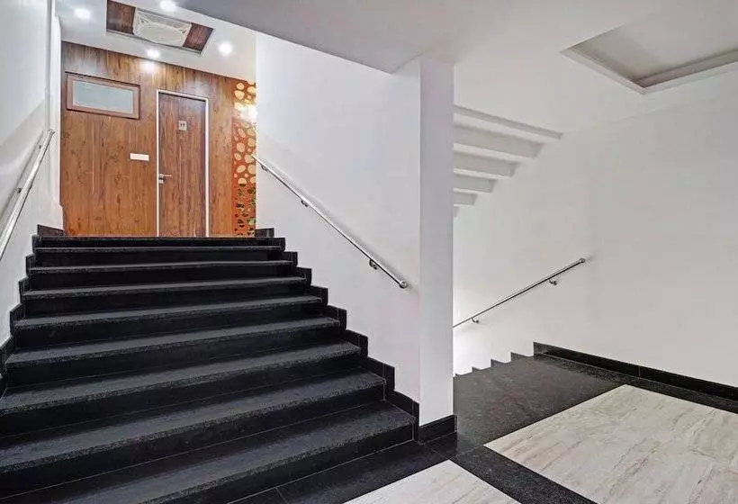 هتل Treebo Kanopy Greens