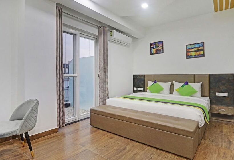 בית מלון כפרי Treebo Kanopy Greens