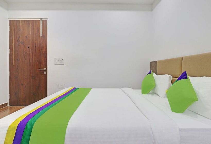 בית מלון כפרי Treebo Kanopy Greens