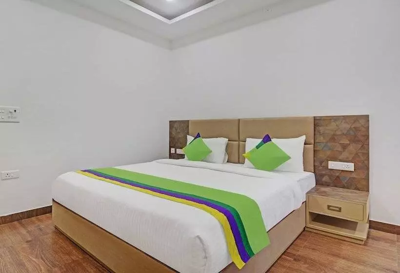 هتل Treebo Kanopy Greens