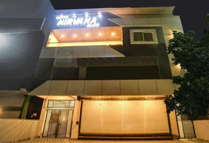 בית מלון כפרי Treebo Nirvana Elite