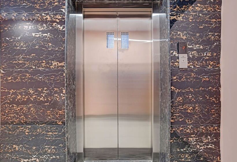 בית מלון כפרי Treebo Nirvana Elite