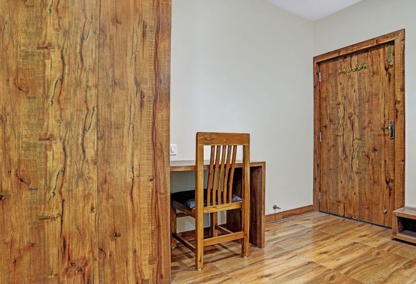 בית מלון כפרי Treebo Nirvana Elite