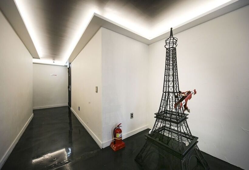 מוטל Andong Nurida