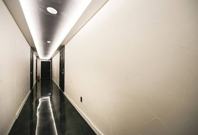 מוטל Andong Nurida