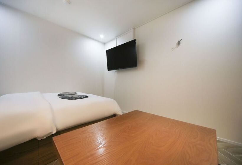 מוטל Andong Nurida