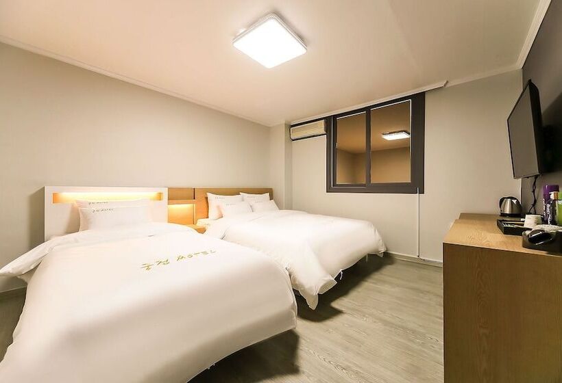 מוטל Andong Palace Of Dreams