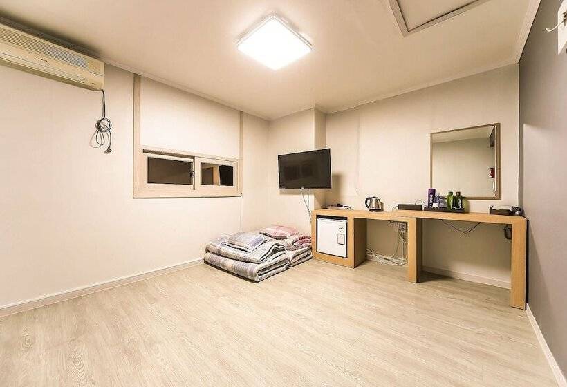 מוטל Andong Palace Of Dreams