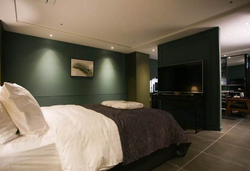 Motel Dongtan J Boutique