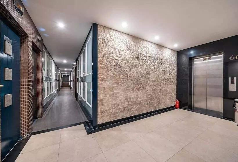 مُتل Pyeongtaek Station Gallery