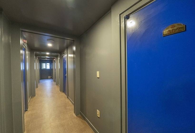 מוטל Suwon Legend