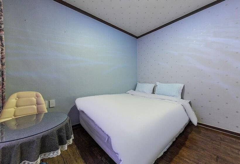 فندق على الطريق Yesan Shinwon Parktel