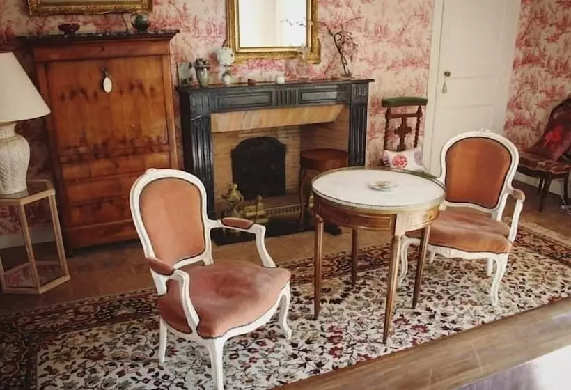 ペンション Château Cassemichère   Gîte Et Chambre D Hôte