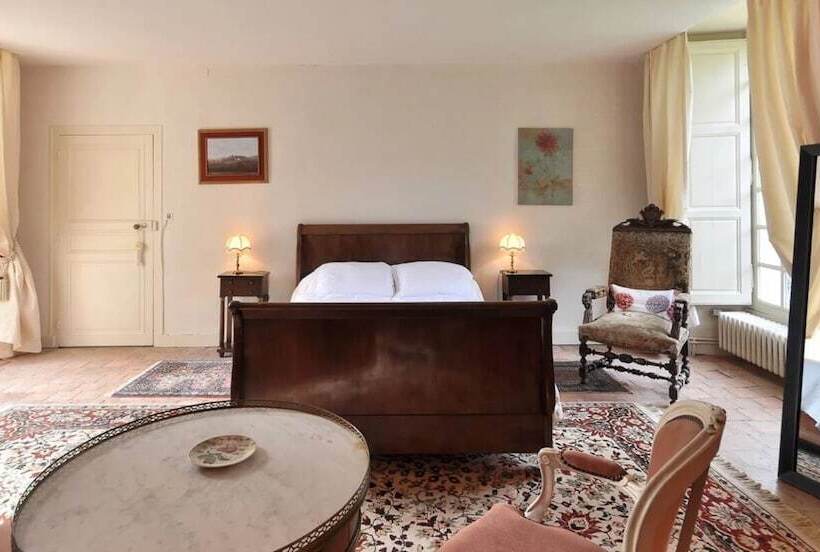 פנסיון Château Cassemichère   Gîte Et Chambre D Hôte