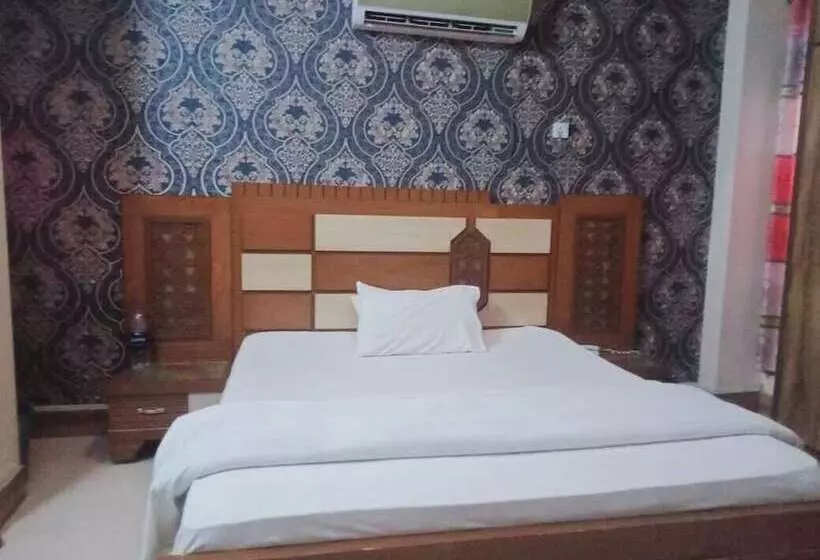 پانسیون Regent Inn Guest House