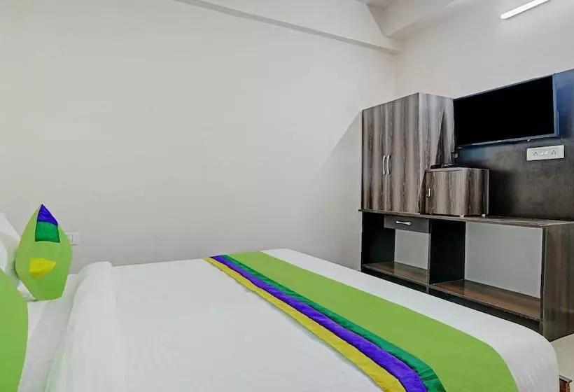 Majatalo Treebo Alankar Hoshangabad Road