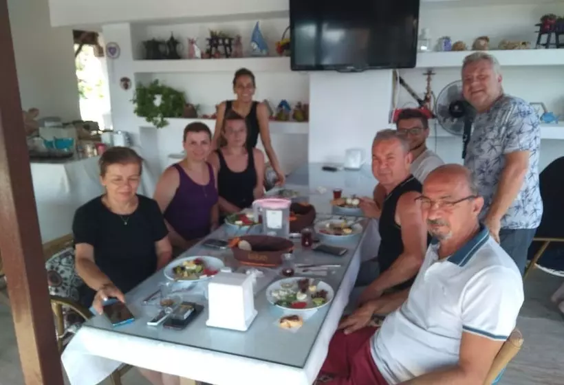 Turkuaz Otel Turunc