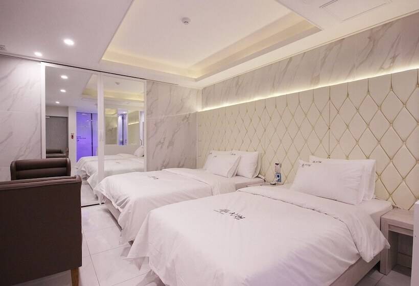 Yeongju Sanchaek Self Check In Motel