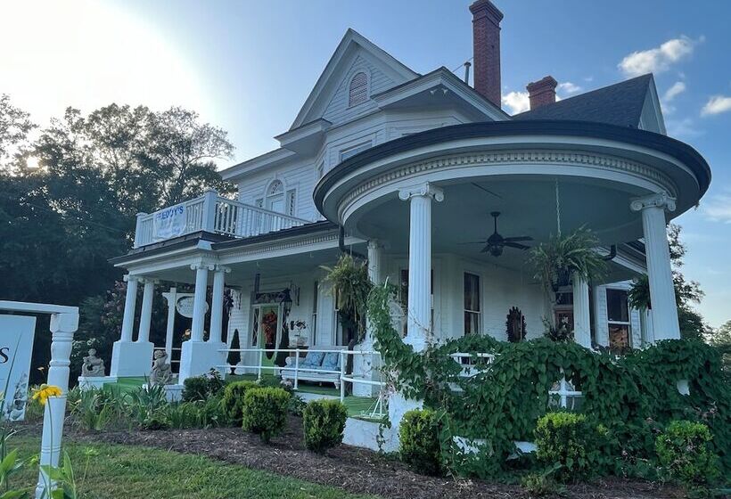 ベッドアンドブレックファースト Nine Columns