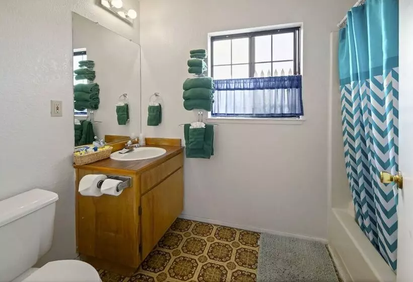 Aamiaismajoitus (B&B) The 10th Green Inn