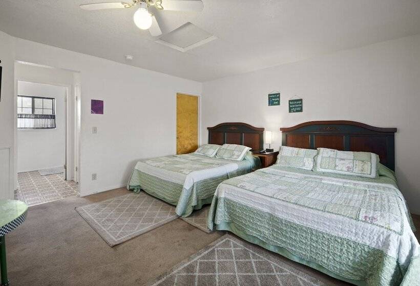 住宿加早餐  The 10th Green Inn