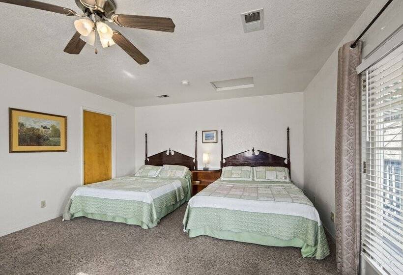 住宿加早餐  The 10th Green Inn