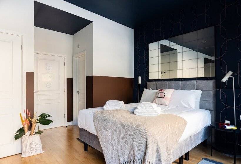 Bob W Tower Of London