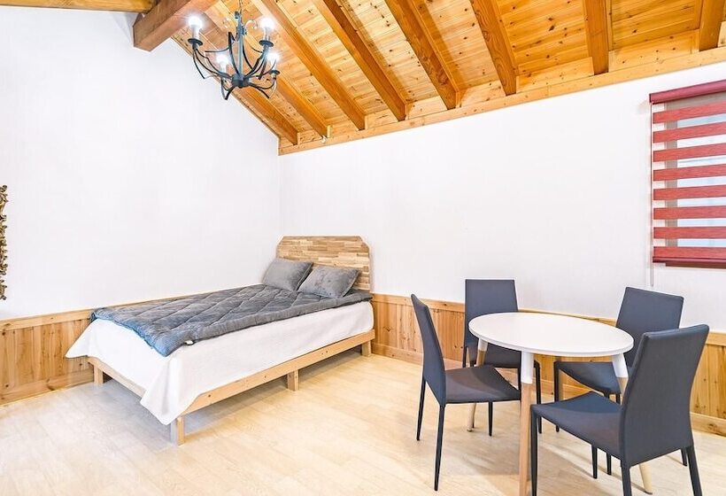 Gangneung Sinami68 Pension