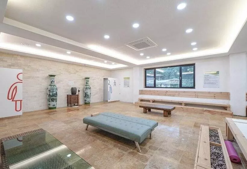 Gapyeong Himong Aegyeon Pension