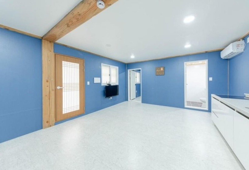 Gyeongju Gampo Byeolbit Hanok Pension