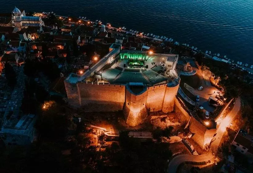 Armerun Heritage Hotel & Residences