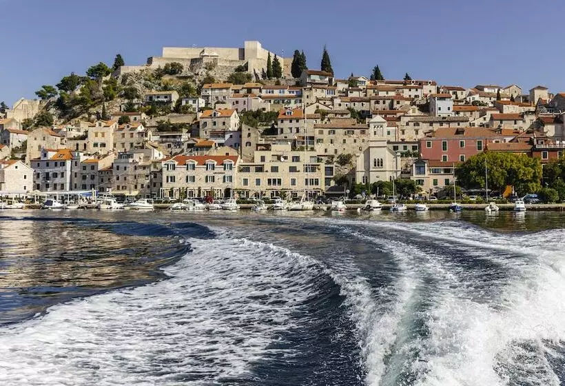 Armerun Heritage Hotel & Residences