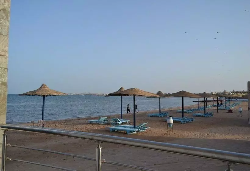 هتل Cecilia Hurghada