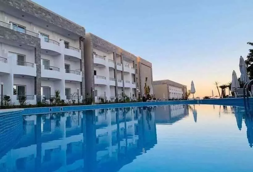 هتل Cecilia Hurghada