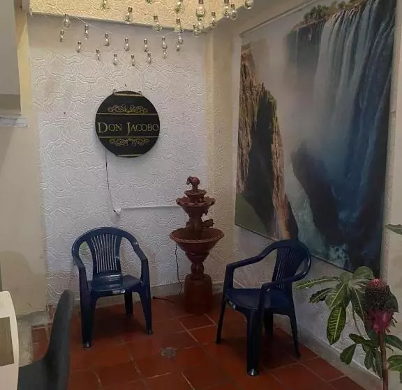 Hotelli Don Jacobo Palmira