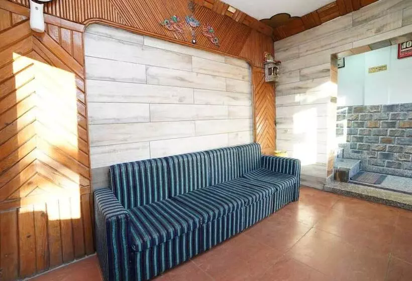 ホテル Goroomgo New Bharat Nainital