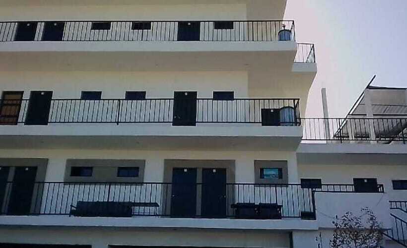 فندق Ito Inn Aeropuerto