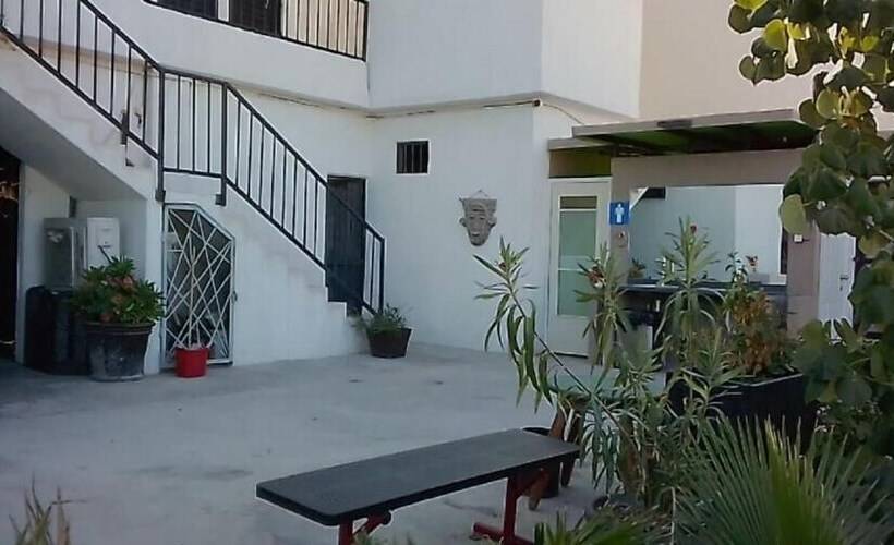 فندق Ito Inn Aeropuerto