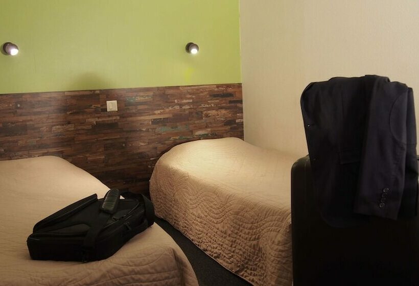 Hotel Kyriad Direct Macon Sud