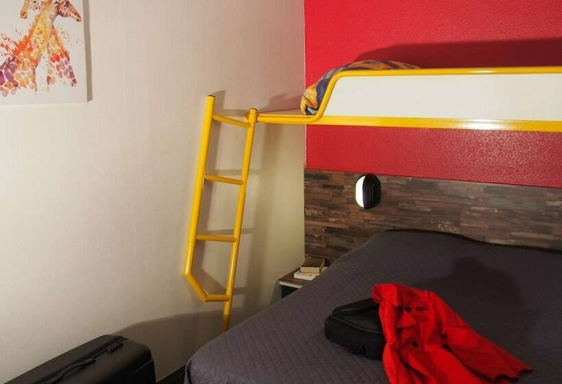 Hotel Kyriad Direct Macon Sud