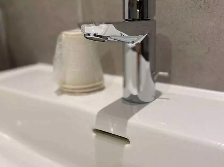 Hotelli Kyriad Direct Macon Sud