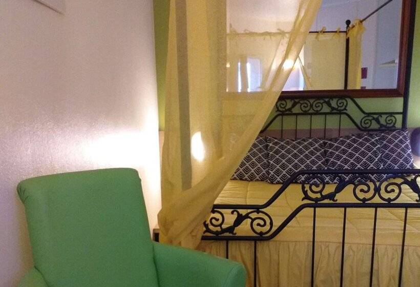 Hotel Kyriad Direct Macon Sud