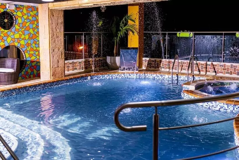 Hotelli La Floresta De Cite