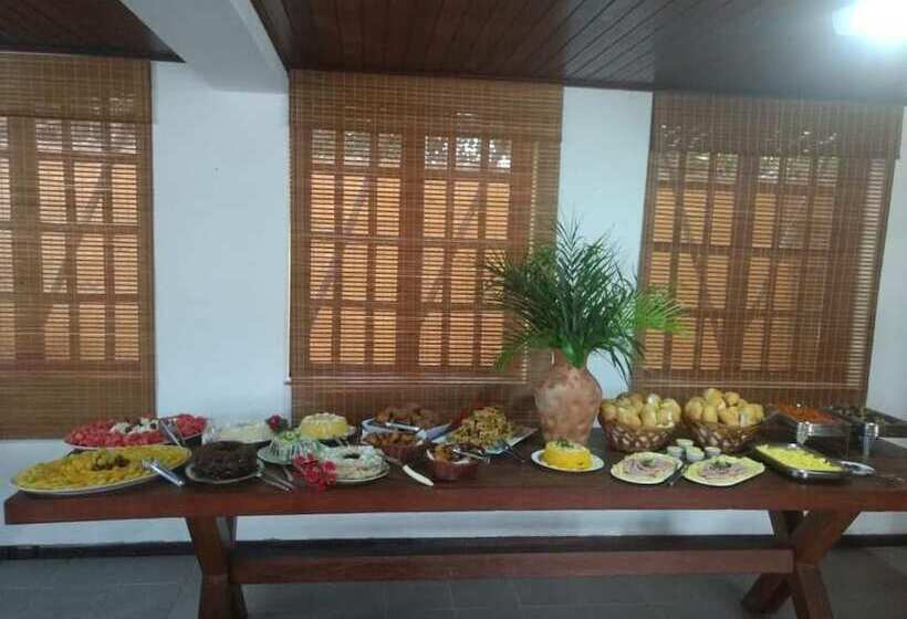 فندق Pousada Dos Girassóis