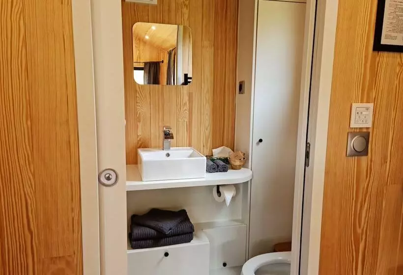 Maaseutuhotelli Cab ânes Du Pibeste