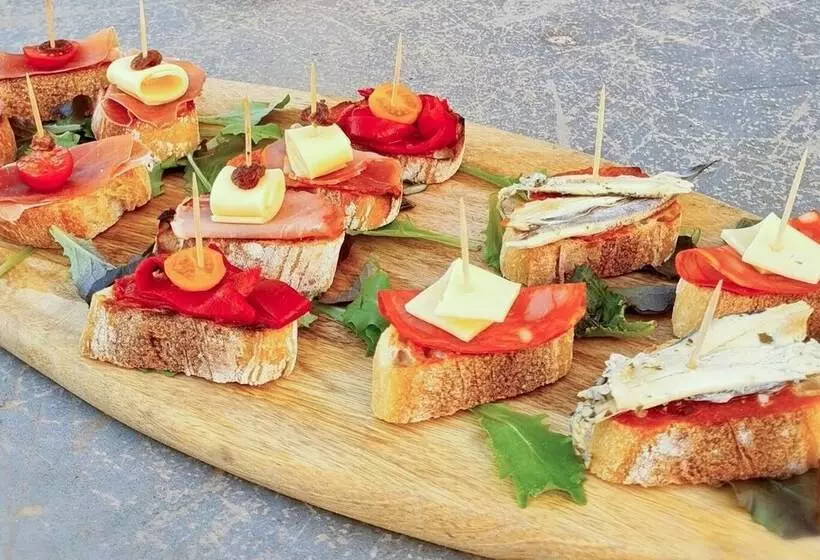 Maaseutuhotelli Cab ânes Du Pibeste