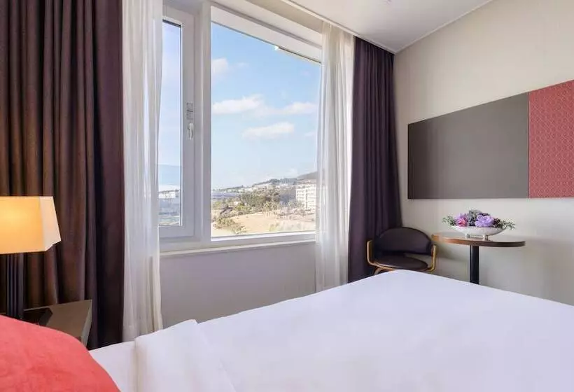 Shinshin Hotel World Cup