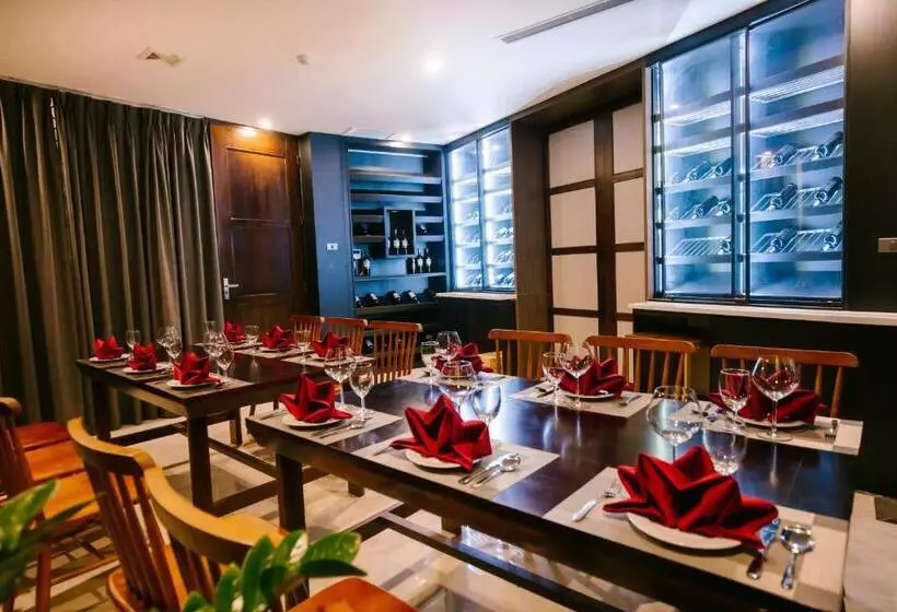 Songlam Waterfront Hotel   藍江酒店