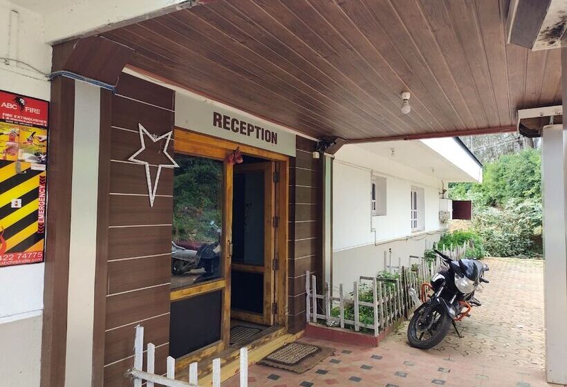 ホテル Vpr Residency